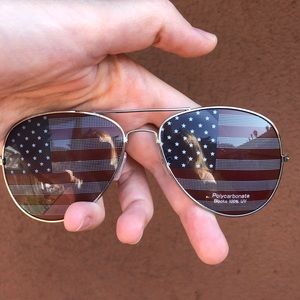 Aviator style USA flag sunglasses